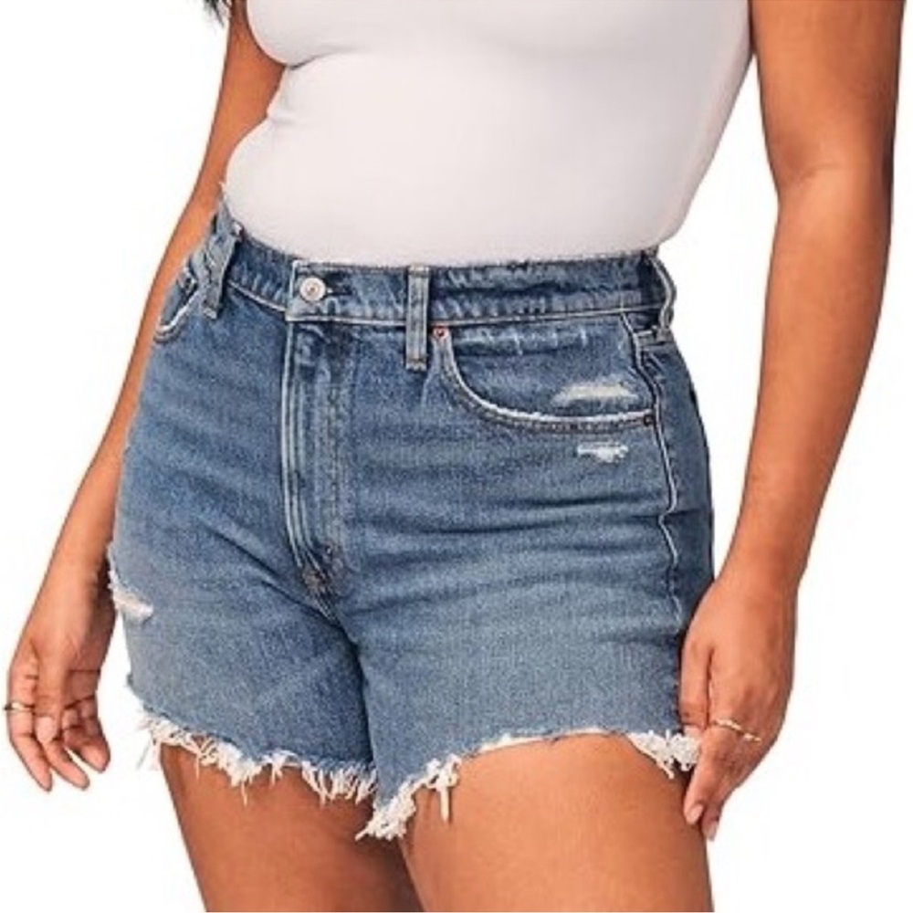 Abercrombie & Fitch Curve Love The 4” Mom Short High Rise - Picture 2 of 8